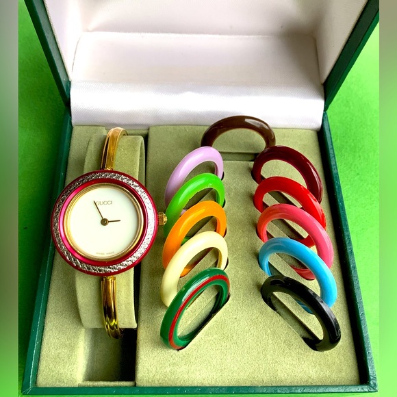 GUCCI bangle watch NICE and DRESSY 🔥🔥🔥 - Picture 1 of 15